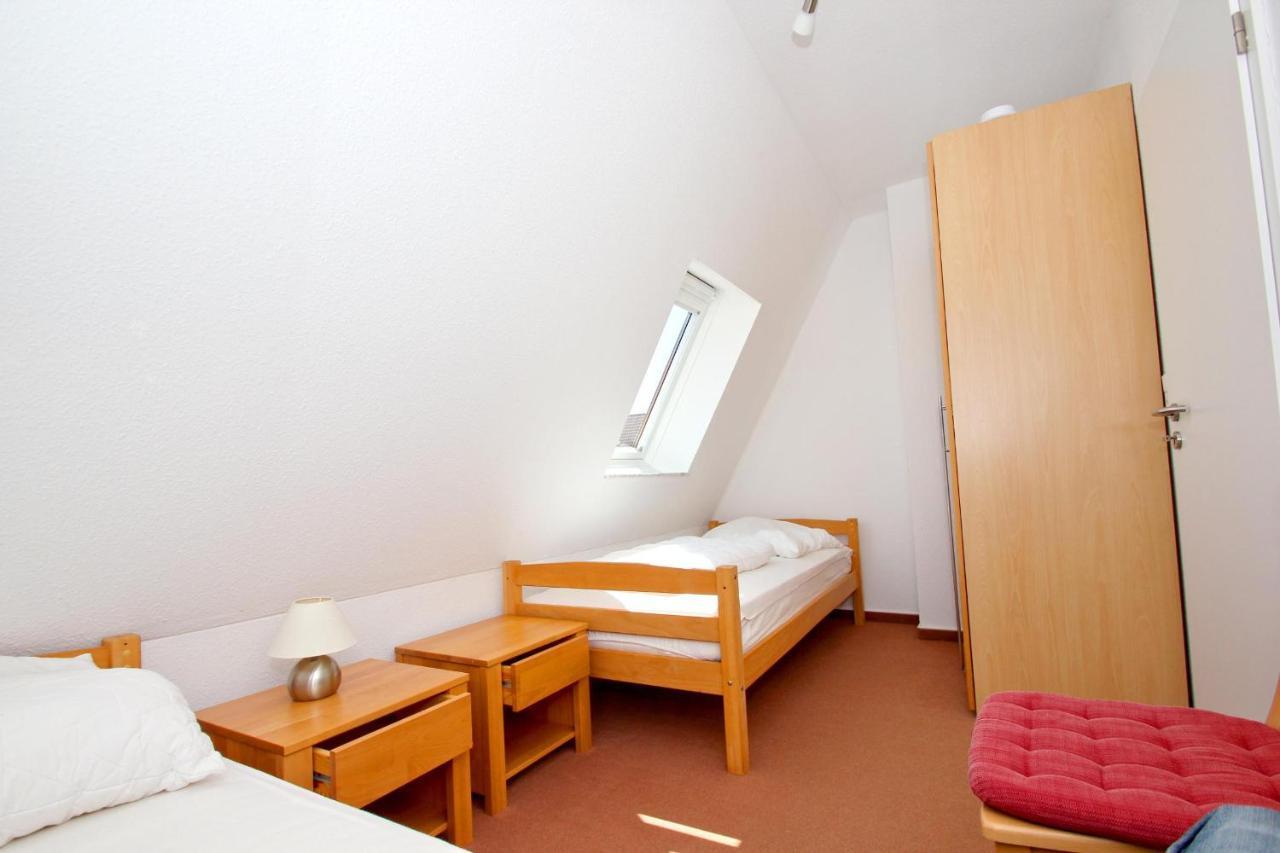 Hafennahe Ferienwohnung Mit Balkon Und Meerblick - Hafenhaeuser Wiek Wohnung 06 Wiek auf Rügen Zewnętrze zdjęcie