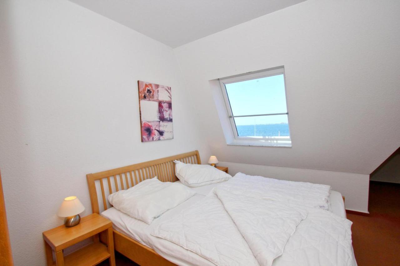 Hafennahe Ferienwohnung Mit Balkon Und Meerblick - Hafenhaeuser Wiek Wohnung 06 Wiek auf Rügen Zewnętrze zdjęcie